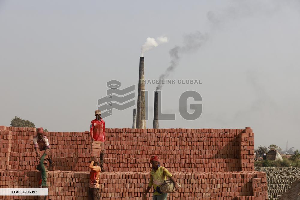 Air Pollution in Bangladesh