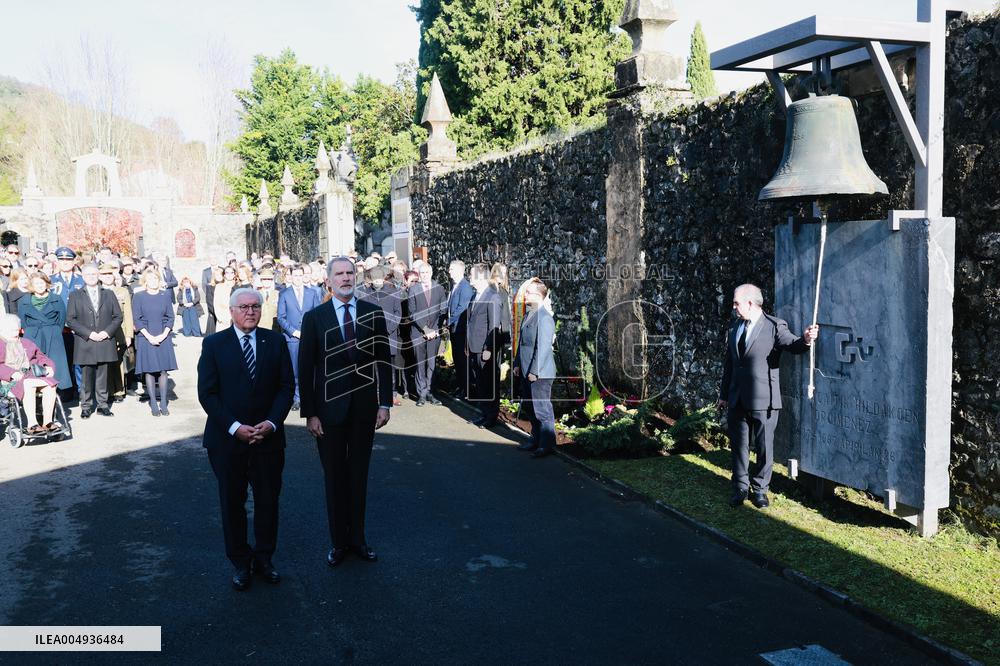 Steinmeier and King Felipe VI At Gernika Cemetery - Spain