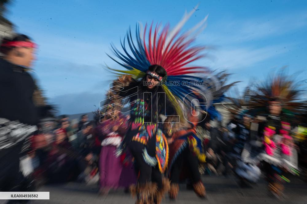 Indigenous People Participate To Sunrise Ceremony - USA
