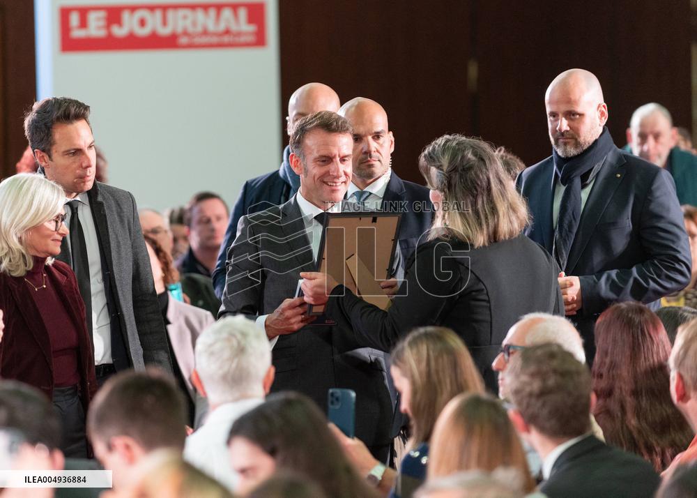 Macron meets readers of the Ebra group - Mirecourt