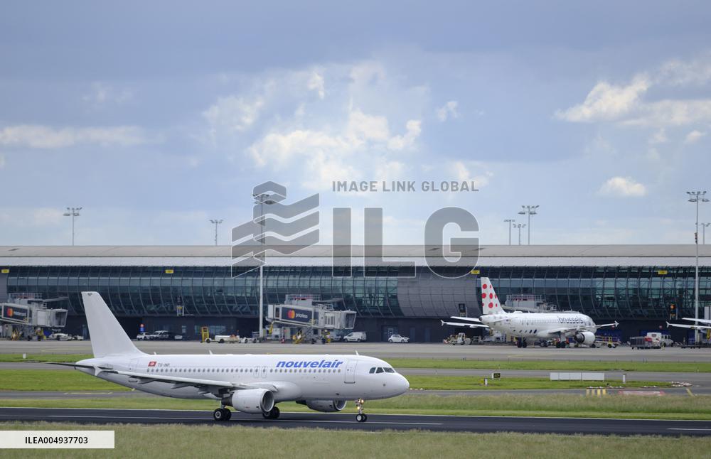 Avion de la compagnie aerienne Nouvelair Tunisie