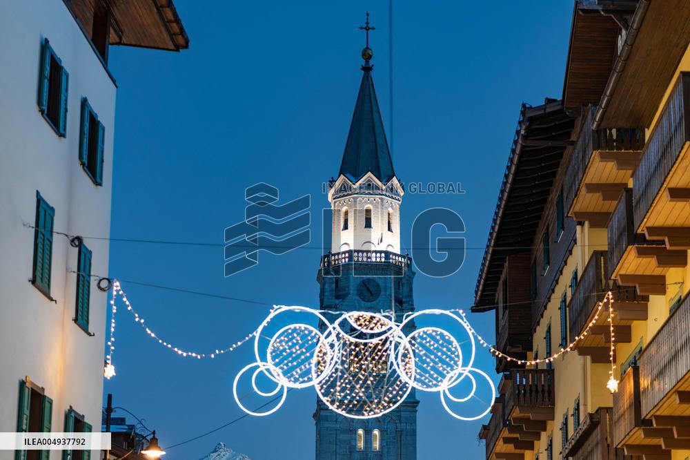 New Olympic Christmas Decorations In Cortina - Italy