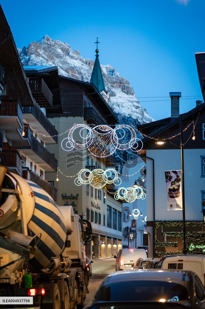 New Olympic Christmas Decorations In Cortina - Italy