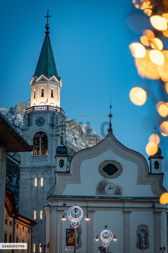 New Olympic Christmas Decorations In Cortina - Italy