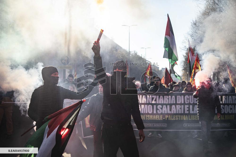 General Strike in Italy - Milan