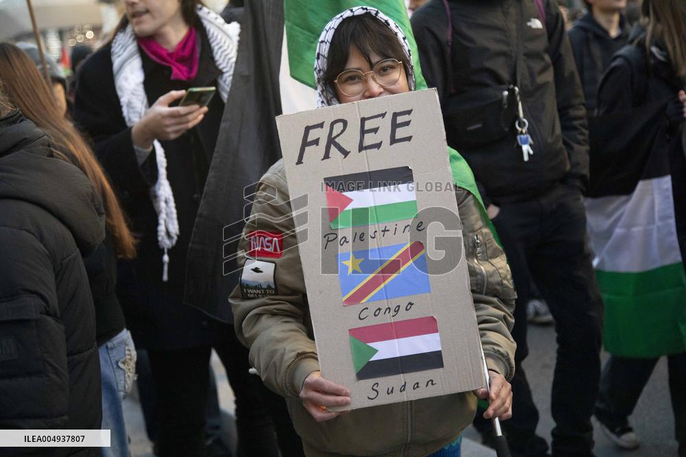 General Strike in Italy - Milan