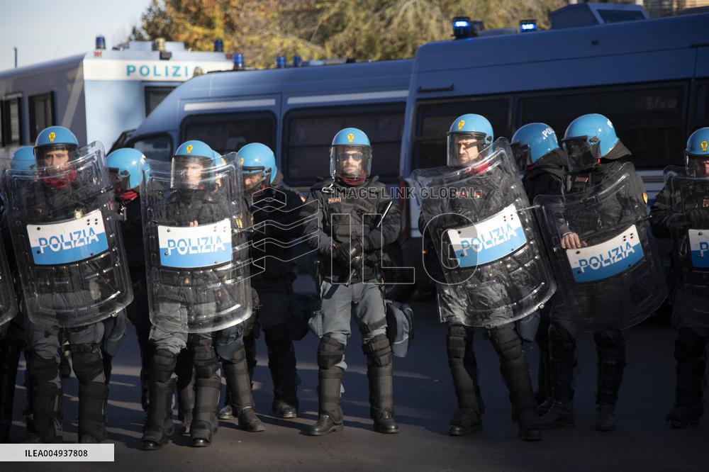 General Strike in Italy - Milan