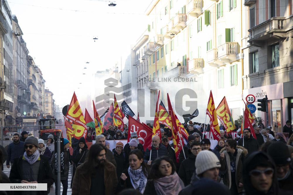 General Strike in Italy - Milan