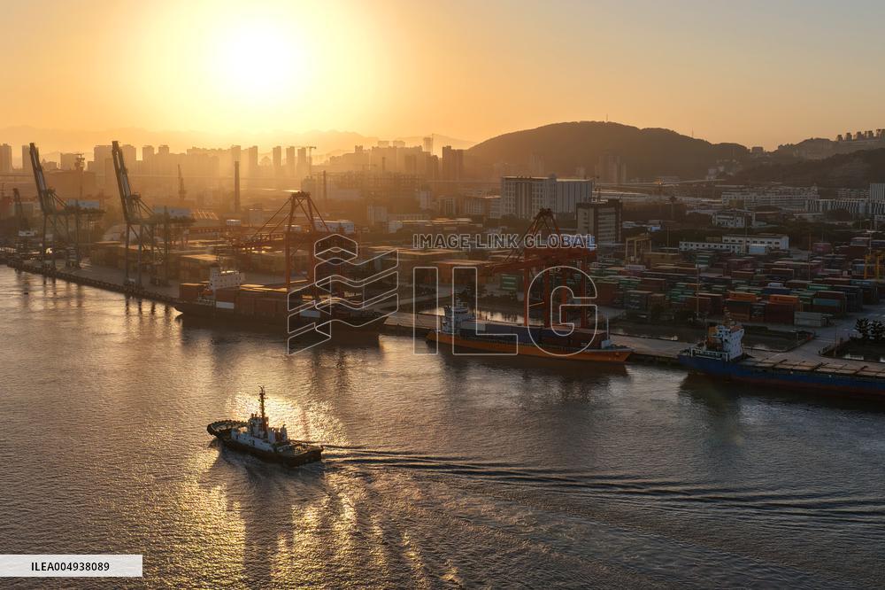 Qingzhou Container Terminal in Fuzhou