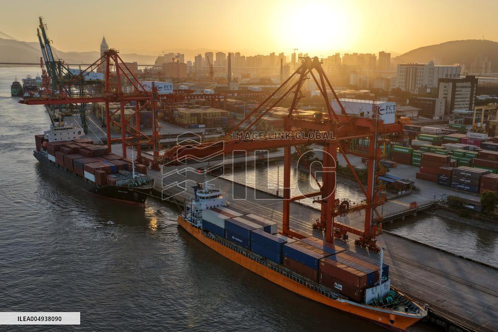 Qingzhou Container Terminal in Fuzhou