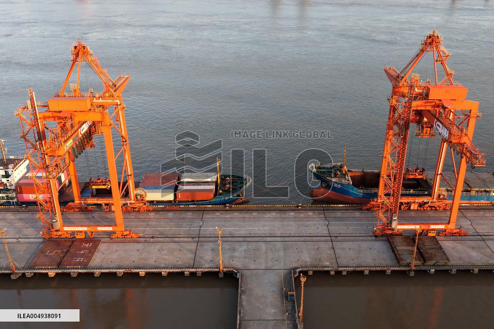 Qingzhou Container Terminal in Fuzhou
