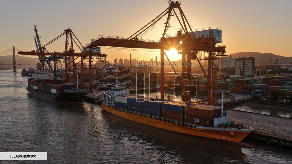 Qingzhou Container Terminal in Fuzhou