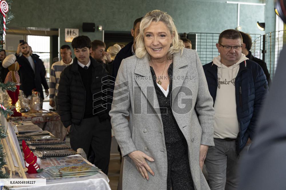 Marine Le Pen at the Drocourt Christmas Market for RN 2026 Municipal Campaign - Hauts-de-France