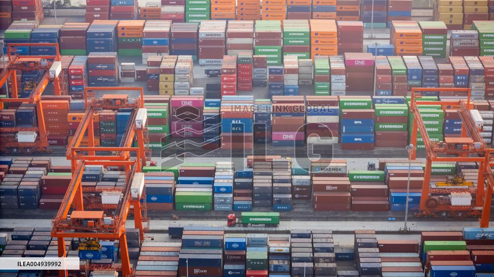 Guoyuan Port Container Terminal in Chongqing