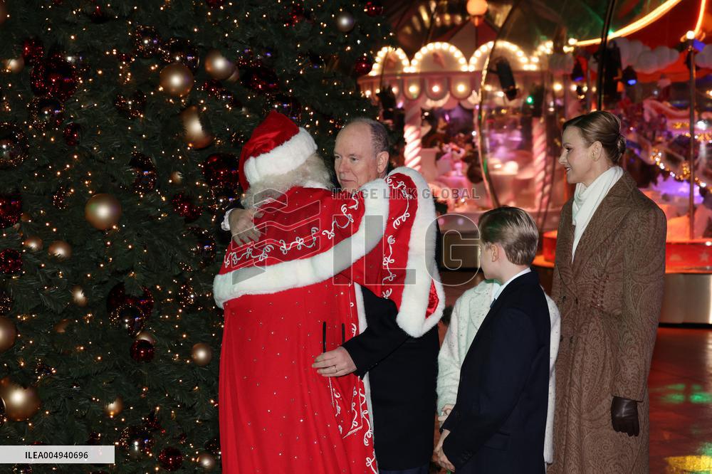 NO TABLOIDS - Royals at Christmas Lights Inauguration - Monaco