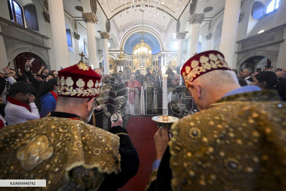 Pope Leo XIV Meets With The Armenian Apostolic Patriarch of Constantinople