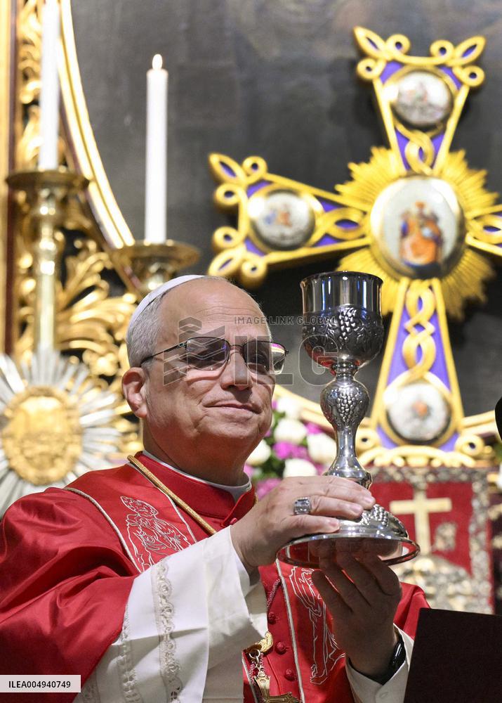 Pope Leo XIV Meets With The Armenian Apostolic Patriarch of Constantinople