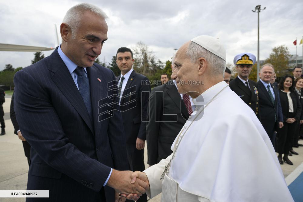 Pope Leo XIV Leaves Istanbul For Beirut - Turkey