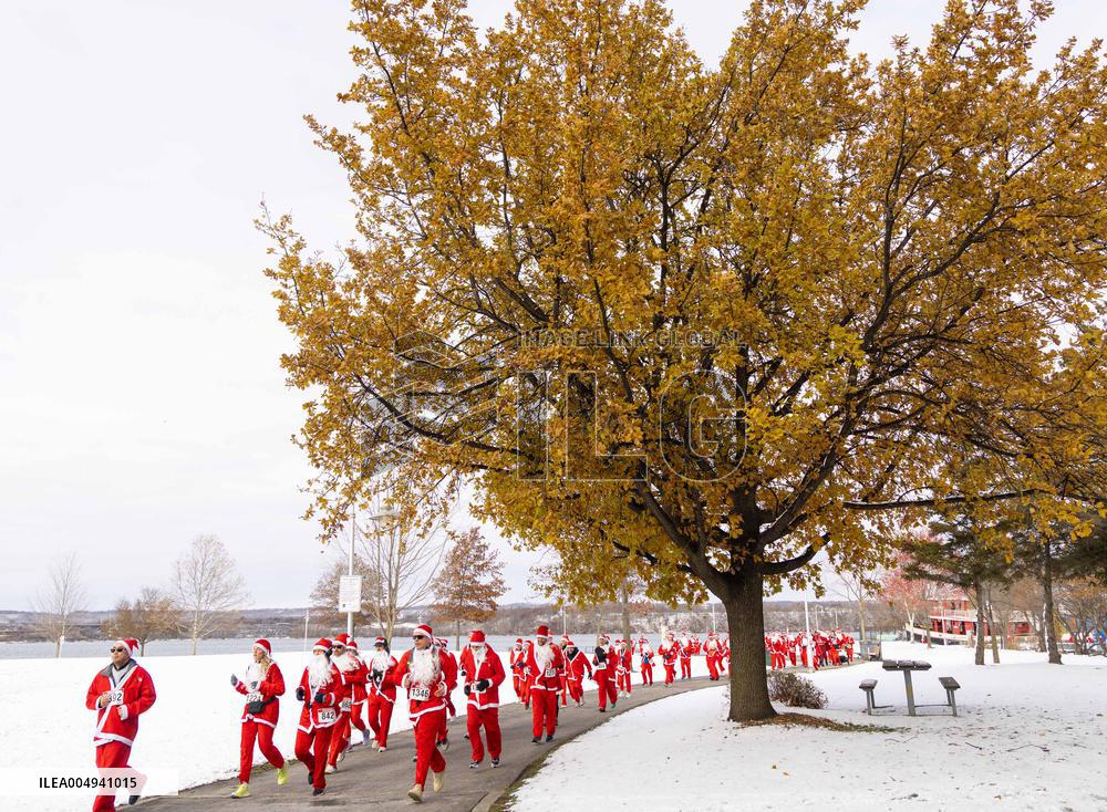 2025 Santa Run in Hamilton - Canada