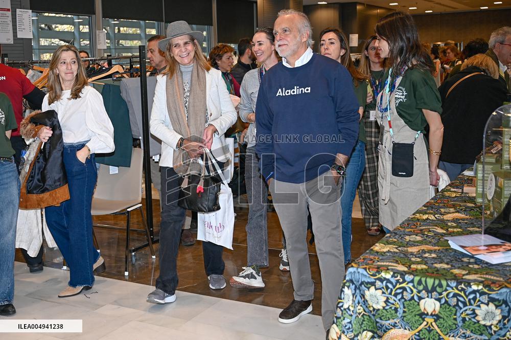 Infanta Elena visits the Aladina Foundation Charity Market - Madrid