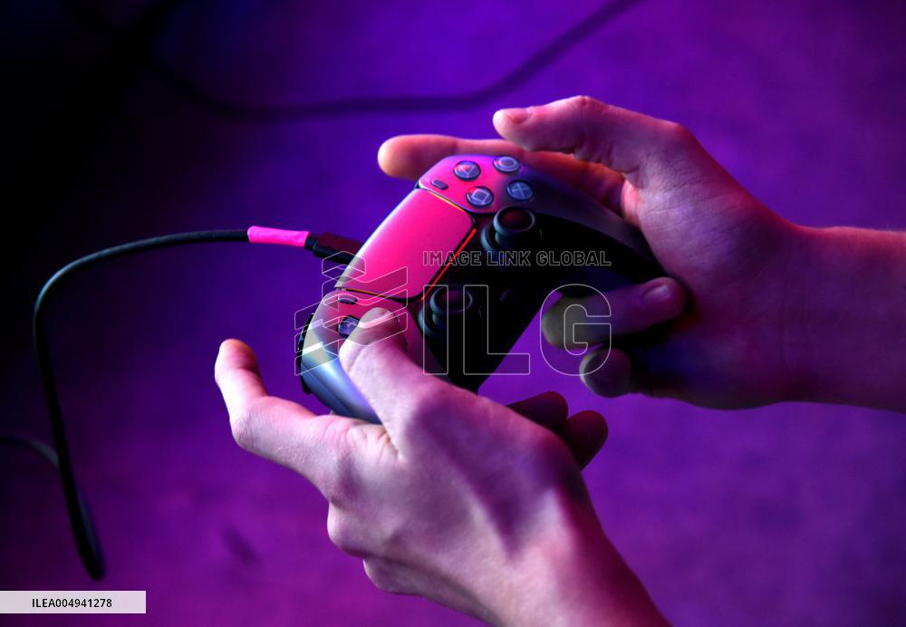 French Final Of Red Bull Tetris - Paris