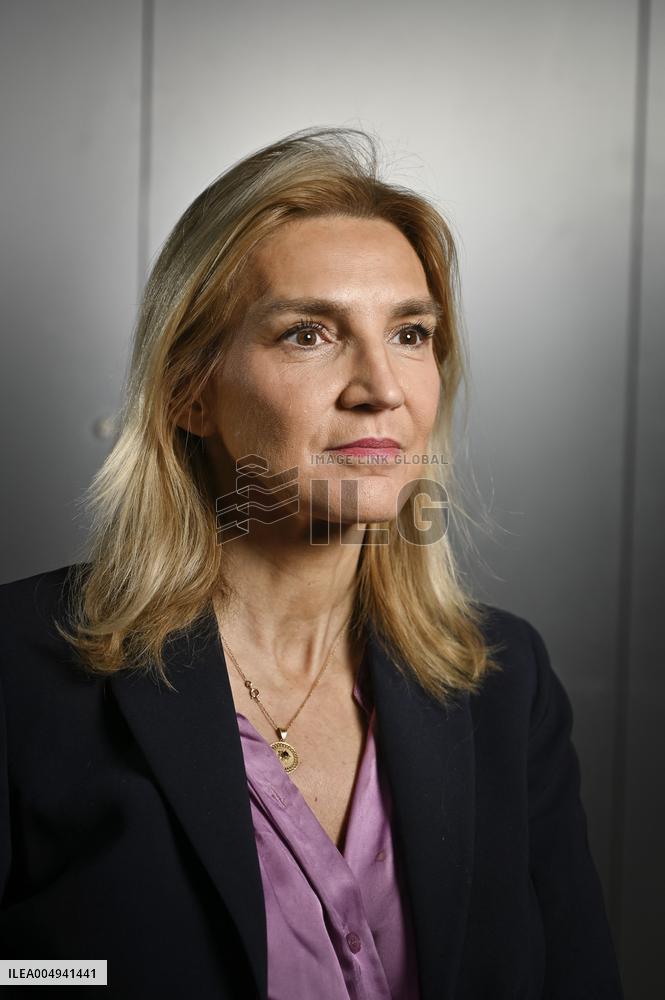 Agnes Evren On Dimanche En Politique - Paris