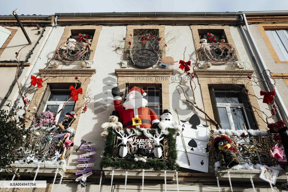 Illustration - Christmas Decorations in Montauban - France