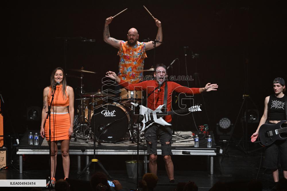 Didier Super At The Elysee Montmartre - Paris