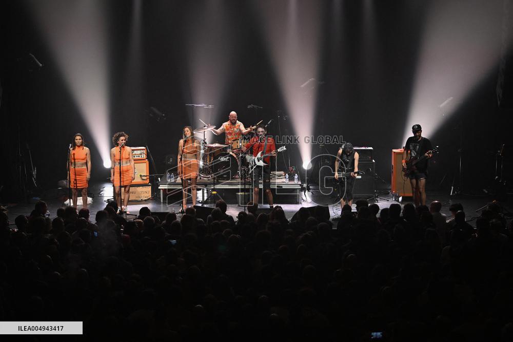 Didier Super At The Elysee Montmartre - Paris