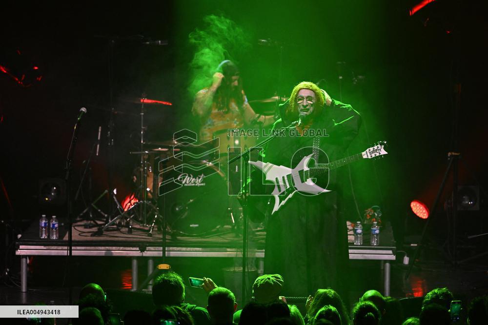 Didier Super At The Elysee Montmartre - Paris