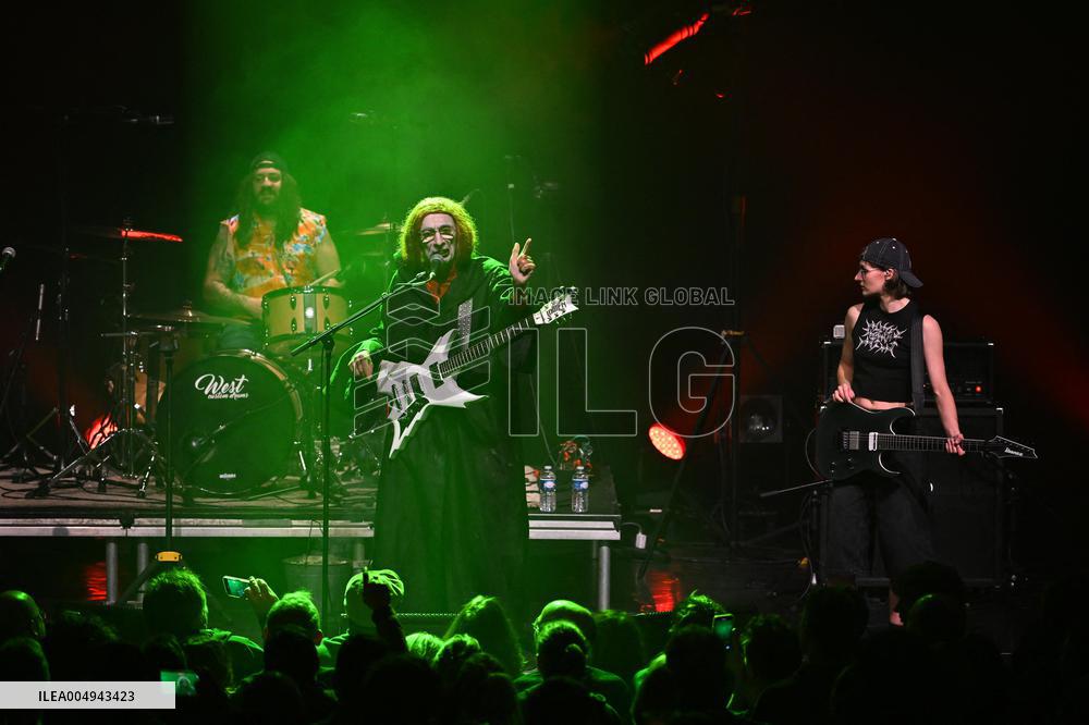 Didier Super At The Elysee Montmartre - Paris