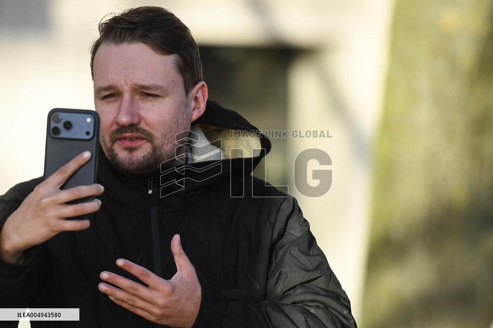 Remy Buisine Live News - Versailles