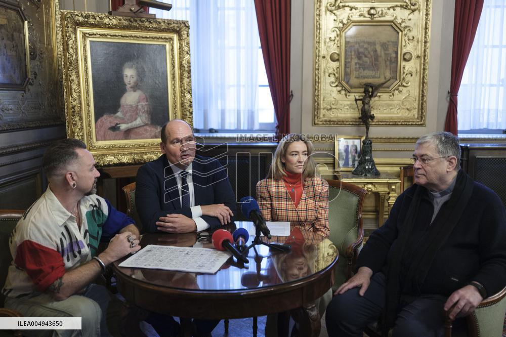 Controversy Over Christmas Crib in Grand Place - Brussels