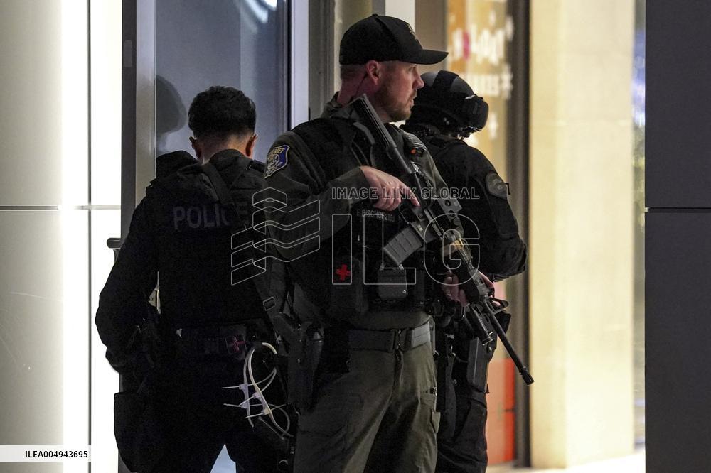 Three Injured in Shooting at Valley Fair Mall - California