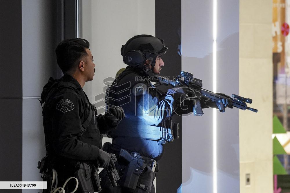 Three Injured in Shooting at Valley Fair Mall - California