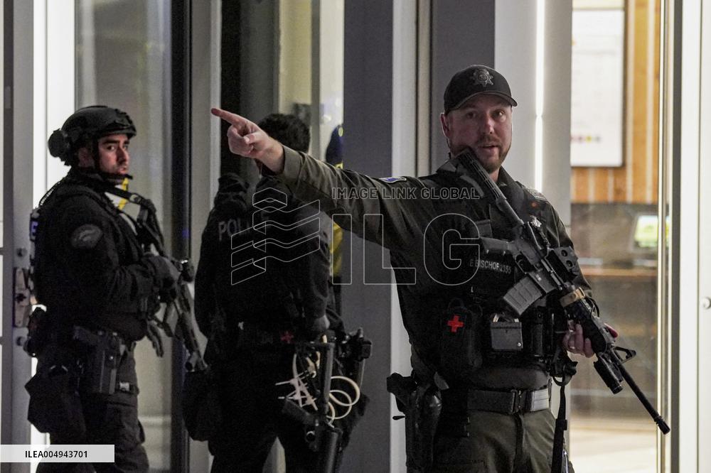 Three Injured in Shooting at Valley Fair Mall - California