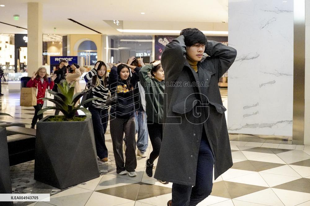 Three Injured in Shooting at Valley Fair Mall - California