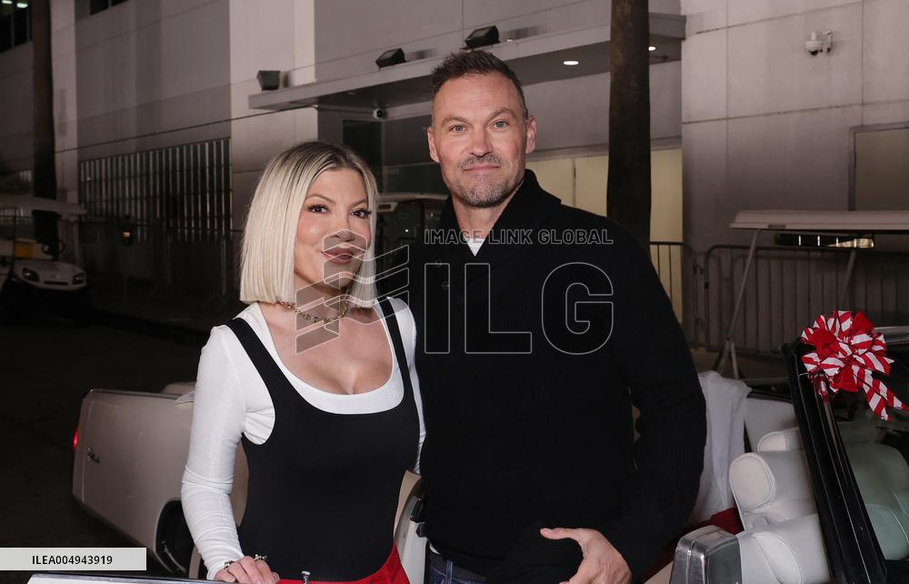 93rd Annual Hollywood Christmas Parade - LA