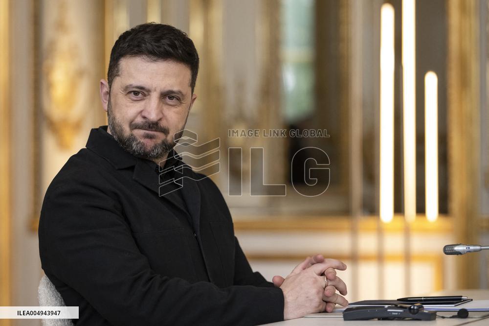 Macron And Zelensky Meeting - Paris