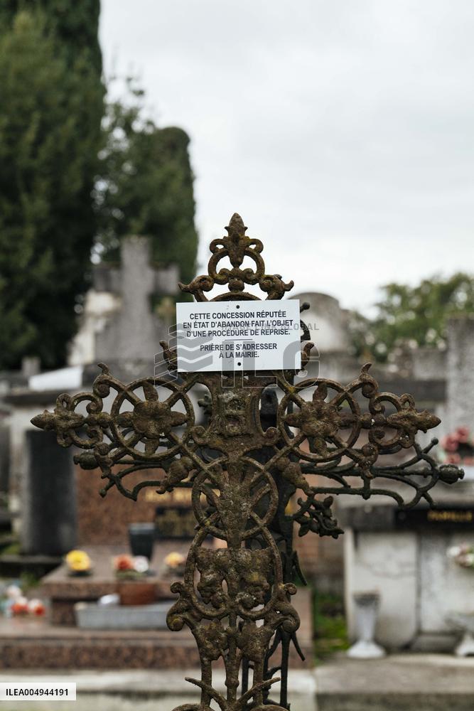 Cemetery of Abandoned Graves - Toulouse