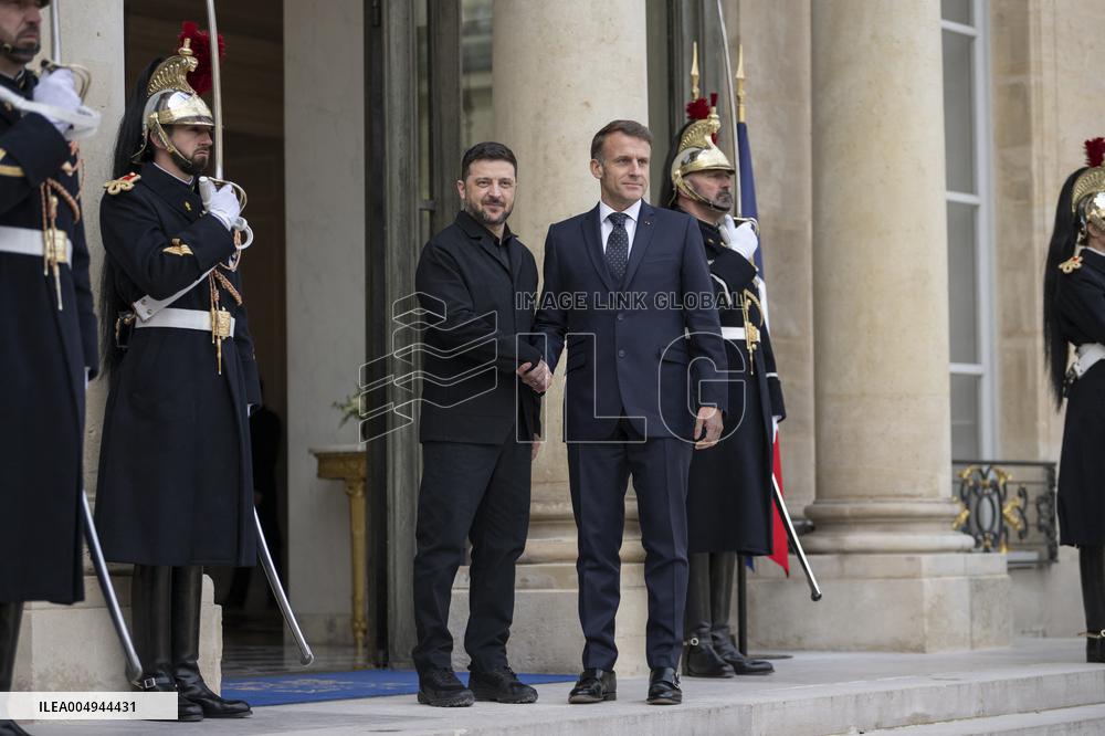 President Macron Welcomes President Zelensky - Paris