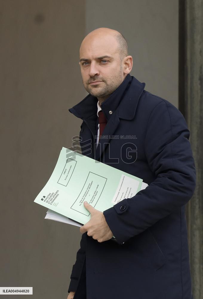 President Macron Welcomes President Zelensky - Paris