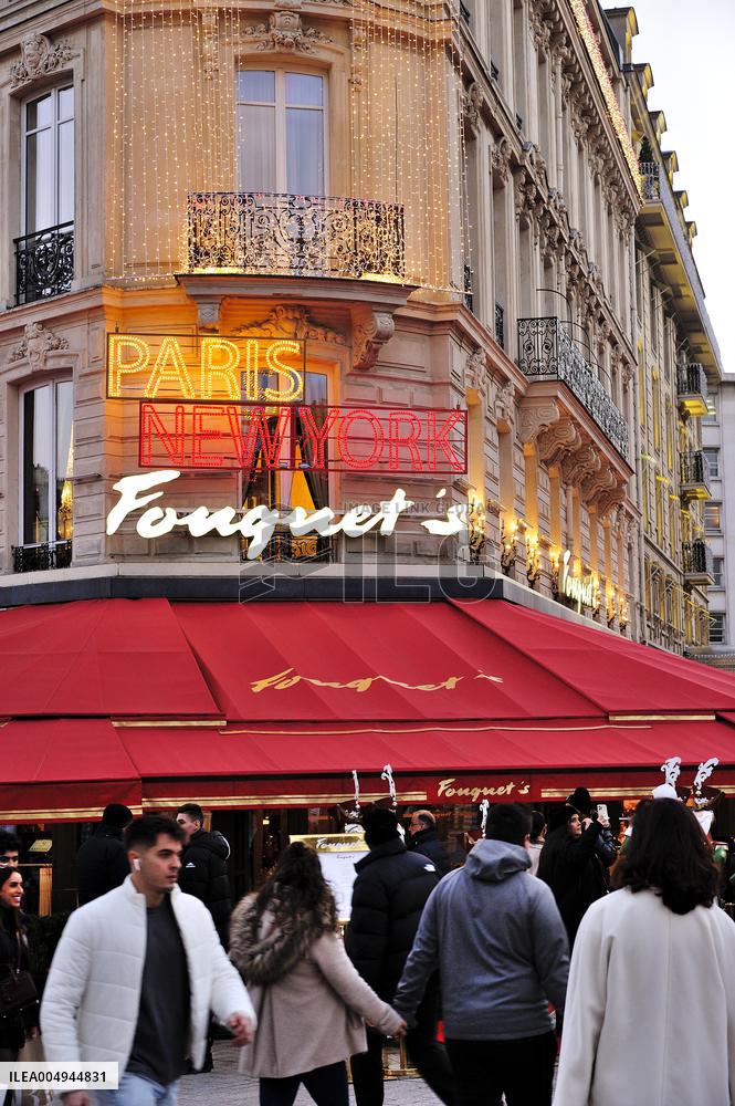 Illustration - Christmas in Paris