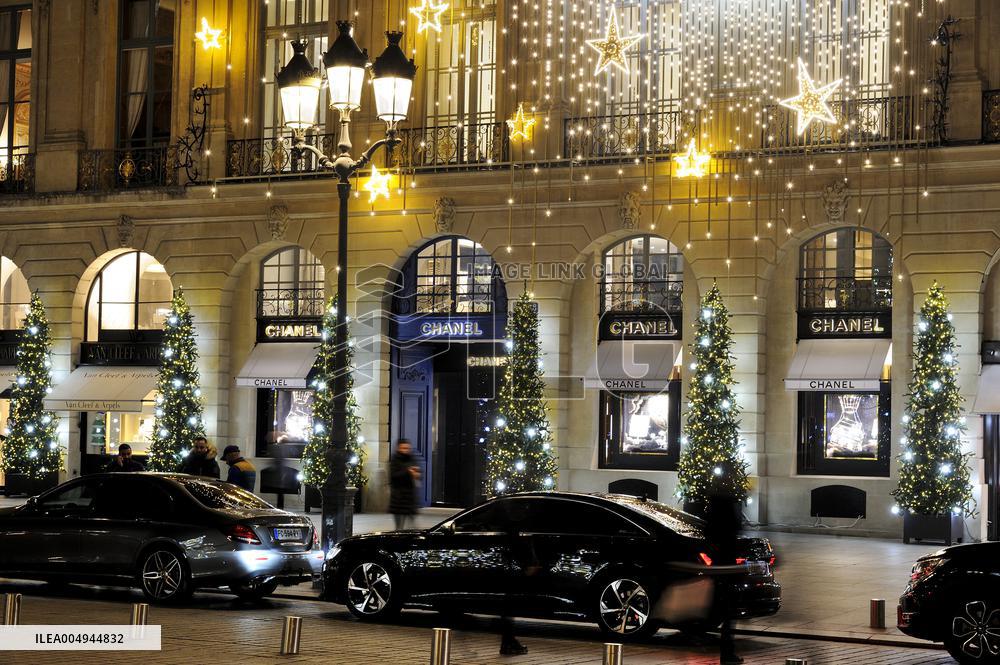 Illustration - Christmas in Paris