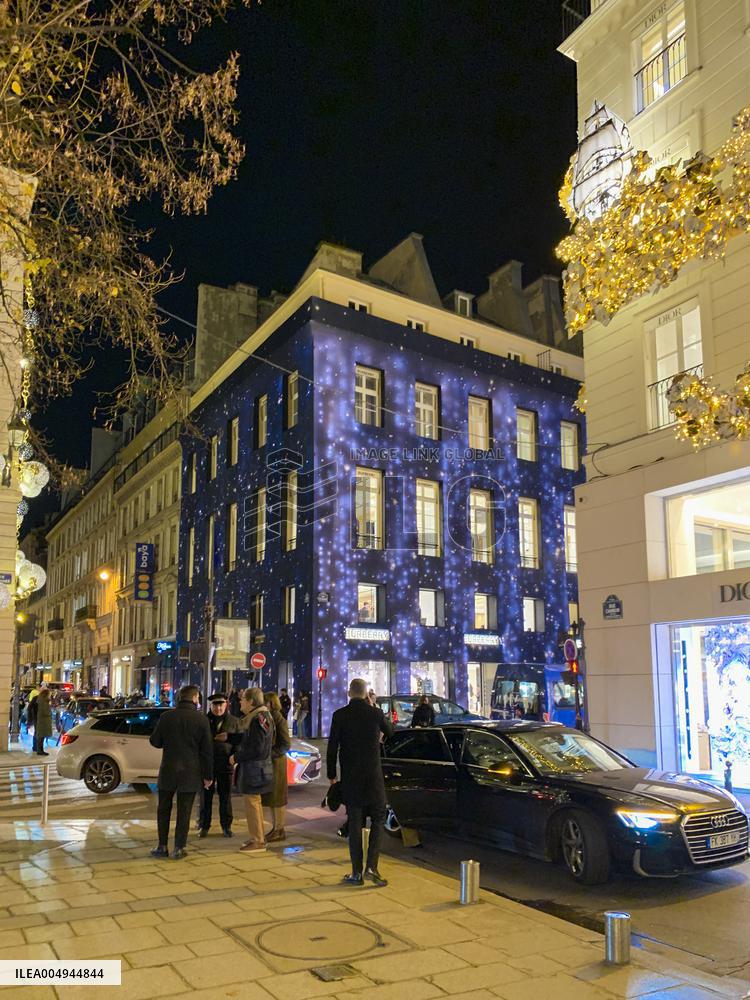 Illustration - Christmas in Paris