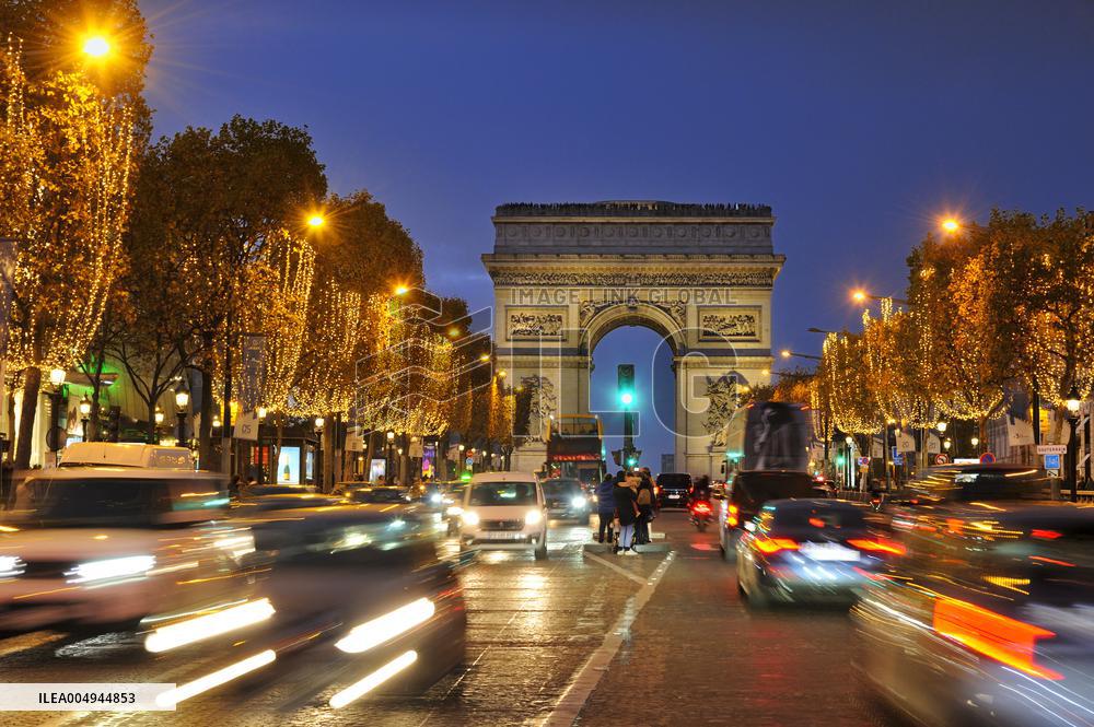 Illustration - Christmas in Paris