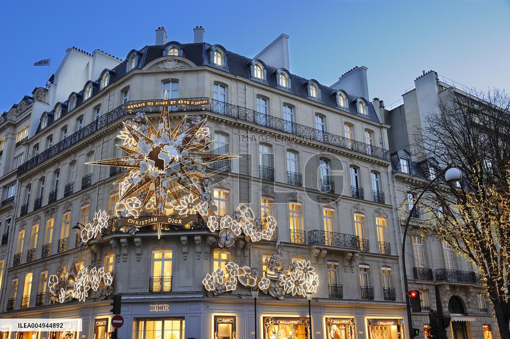 Illustration - Christmas in Paris