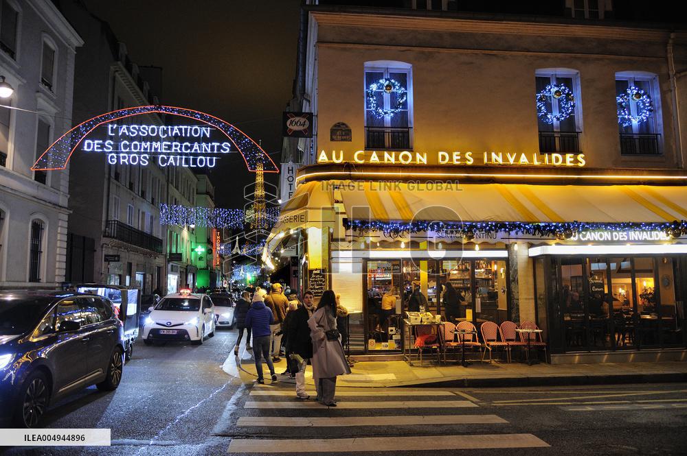 Illustration - Christmas in Paris