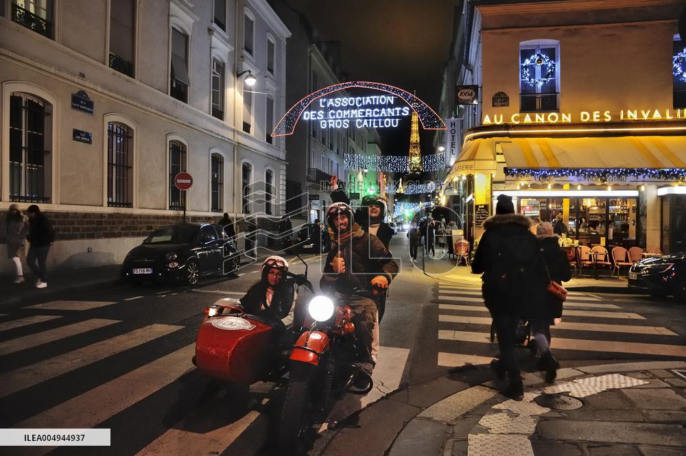 Illustration - Christmas in Paris