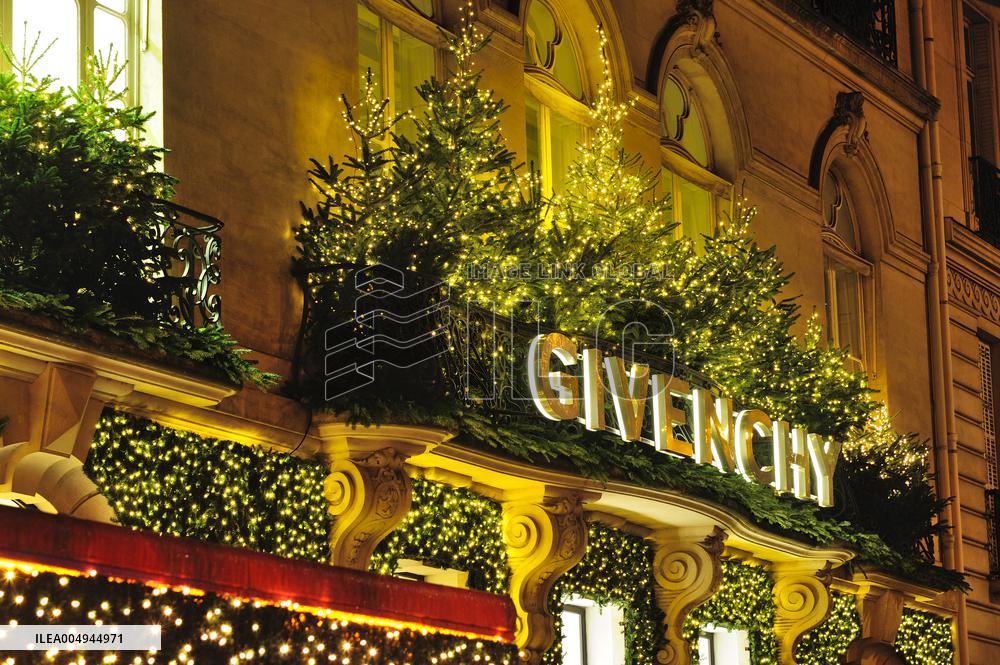 Illustration - Christmas in Paris